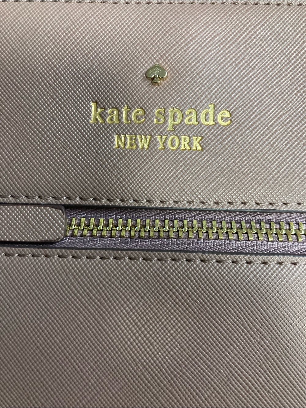Kate Spade New York Cobble Hill Tenley Pebble Grain Leather Crossbody EUC - Picture 3 of 12